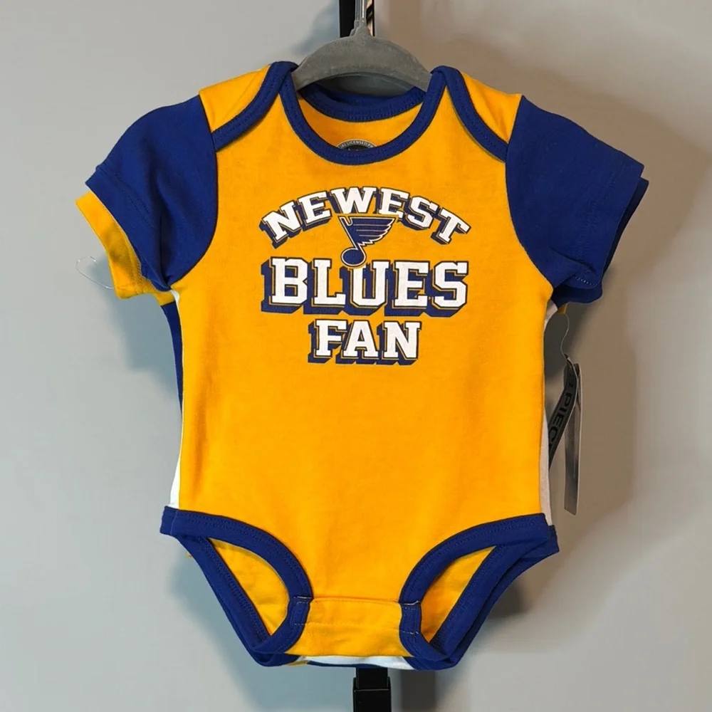 NHL St. Louis Blues Hockey Team Onesies 3 Piece Set 0/3 Months New NWT